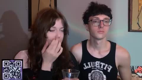 Philipp and Este online show from September 19, 2025, 7:36 pm