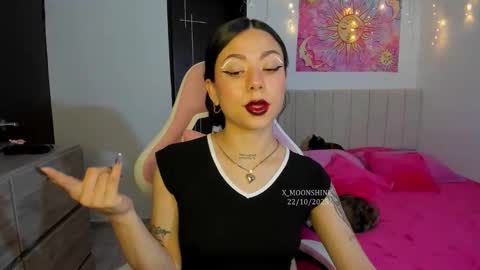     s  s      s   online show from October 23, 2025, 2:44 am