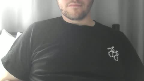 x_yes online show from September 17, 2025, 11:23 am