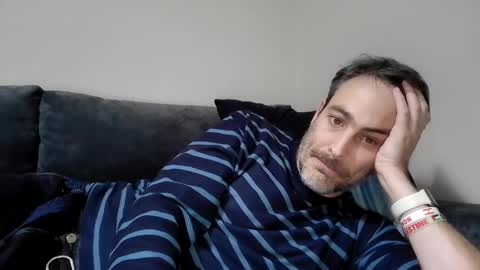 xalegarmax online show from December 6, 2024, 12:12 am