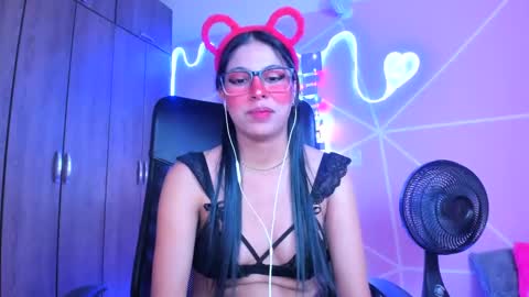 XALLYSONX online show from February 12, 2025, 5:26 pm