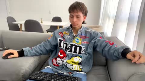 Xam online show from January 29, 2025, 8:04 pm