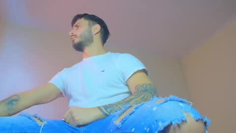 Snapshot of xandercagex chatting on January 18, 2025, 10:06 am XanderCageX online show from January 18, 2025, 10:06 am