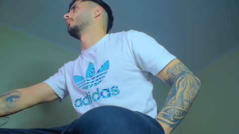 Snapshot of xandercagex chatting on January 25, 2025, 5:18 am XanderCageX online show from January 25, 2025, 5:18 am