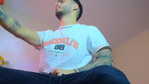 Snapshot of xandercagex chatting on January 29, 2025, 9:01 am XanderCageX online show from January 29, 2025, 9:01 am