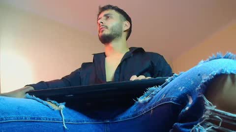 Snapshot of xandercagex chatting on February 1, 2025, 10:37 am XanderCageX online show from February 1, 2025, 10:37 am