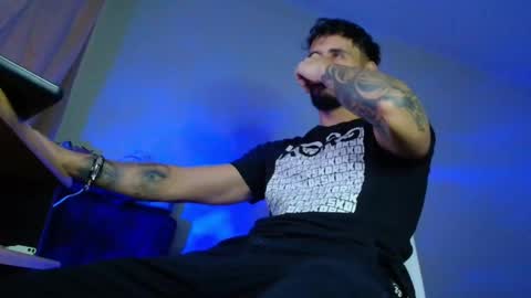 Snapshot of xandercagex chatting on October 3, 2025, 5:26 am XanderCageX online show from October 3, 2025, 5:26 am