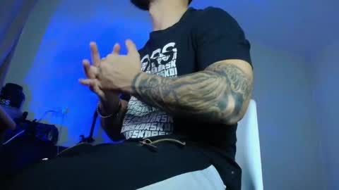 Snapshot of xandercagex chatting on November 16, 2025, 6:02 pm XanderCageX online show from November 16, 2025, 6:02 pm