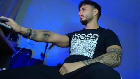 Snapshot of xandercagex chatting on December 1, 2025, 7:52 pm XanderCageX online show from December 1, 2025, 7:52 pm