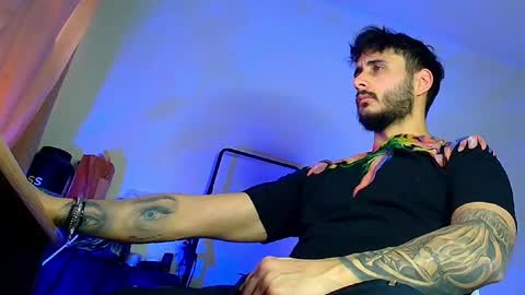 Snapshot of xandercagex chatting on December 19, 2025, 11:06 am XanderCageX online show from December 19, 2025, 11:06 am