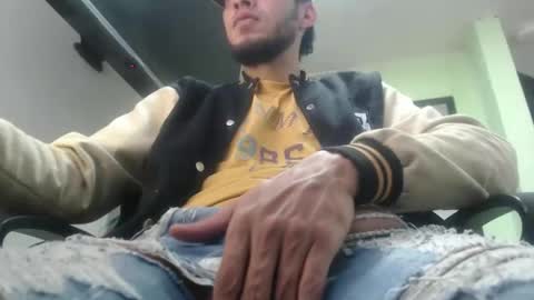 xavicock24 online show from April 3, 2026, 10:41 pm