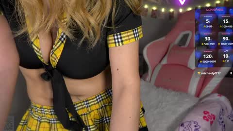 spoil me here  online show from February 26, 2025, 10:04 am