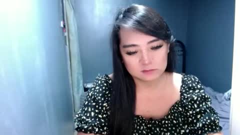 Jenny Your sweet cute girl online show from April 1, 2026, 3:40 am