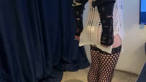 xdresserwithass online show from November 21, 2025, 8:57 am