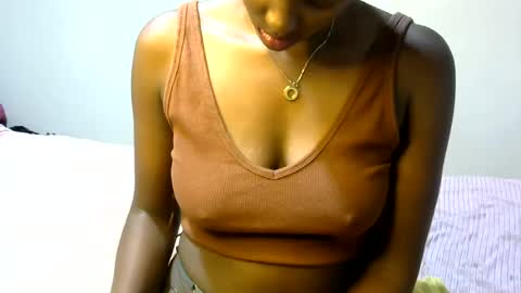 Snapshot of xeenah chatting on June 23, 2026, 10:08 pm xeenah online show from June 23, 2026, 10:08 pm