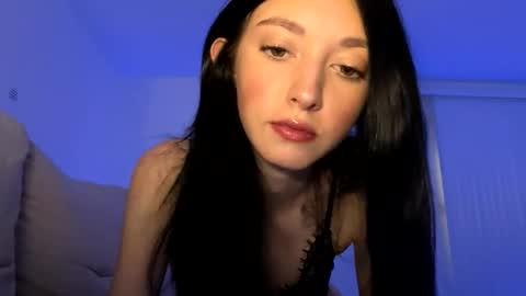 xenadreamx online show from March 26, 2026, 3:45 am