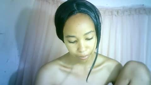 xenna610827 online show from January 28, 2025, 9:40 pm