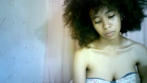 xenna610827 online show from February 3, 2025, 10:58 am