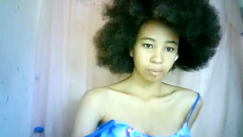 xenna610827 online show from March 7, 2025, 8:13 am