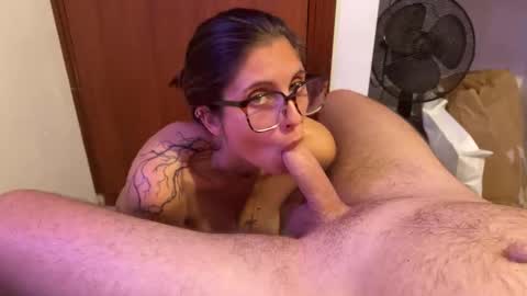 xesfinge online show from December 7, 2024, 5:20 pm