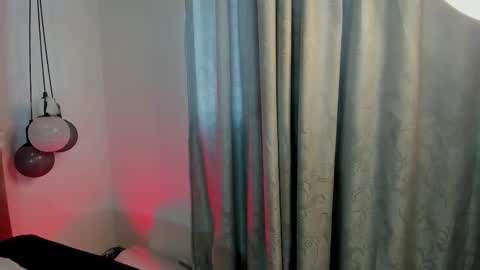 hinata  online show from September 20, 2025, 10:22 pm