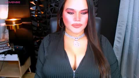 xHUGECOCKTILLCUMX online show from October 18, 2025, 2:25 am