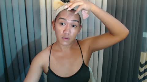 GWEN THOMPSON .......   online show from January 23, 2025, 2:28 pm