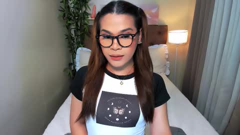 Snapshot of xia_addison chatting on November 9, 2025, 4:00 am Xia Addison online show from November 9, 2025, 4:00 am