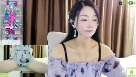 Snapshot of xiao_yue_ chatting on June 30, 2026, 4:35 am xiao_yue_ online show from June 30, 2026, 4:35 am