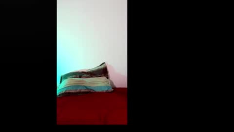 xilongbaby29 online show from October 27, 2025, 3:21 am