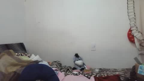 Ximena online show from February 3, 2025, 2:25 am