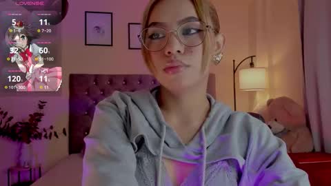 camila online show from November 20, 2025, 9:03 pm