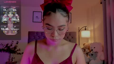 camila online show from April 17, 2026, 8:12 pm