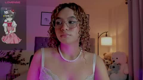 camila online show from April 18, 2026, 9:59 pm