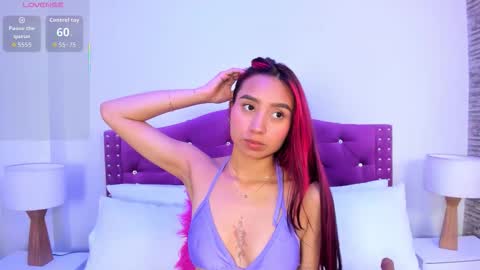 Xime  online show from September 9, 2025, 3:17 am