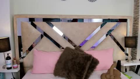 Xime  online show from February 28, 2026, 3:51 am