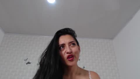 ximena suarez online show from February 1, 2025, 9:54 am