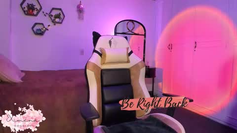 Ximena online show from October 6, 2025, 6:05 pm