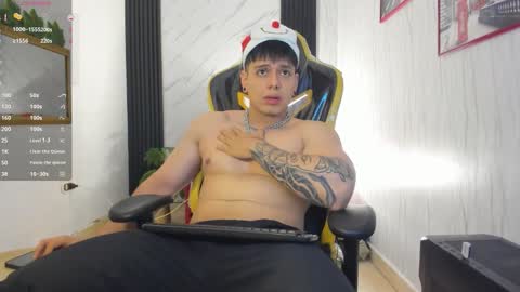      online show from December 4, 2025, 12:14 pm