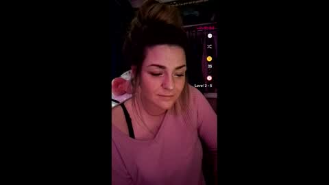 xkittymeowz online show from December 17, 2025, 5:02 am