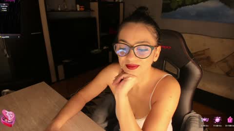 Lara online show from December 13, 2024, 10:02 pm