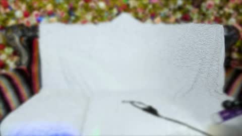 Linda online show from March 27, 2026, 9:03 pm