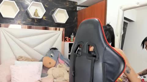 Ximena online show from December 19, 2024, 10:32 pm