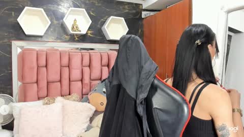 Ximena online show from January 8, 2025, 7:55 am