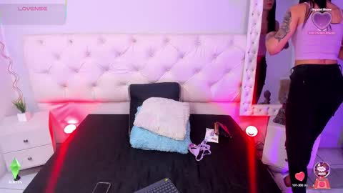 Ximena online show from October 1, 2025, 3:45 am