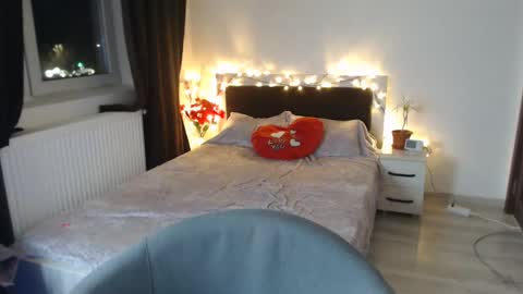 Magic Panther online show from December 16, 2024, 11:07 pm