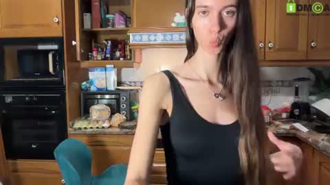 Snapshot of xmaskedgirl888 chatting on June 30, 2026, 3:51 am Extreme Couple online show from June 30, 2026, 3:51 am