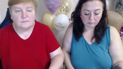 XMollyJaneX online show from October 19, 2025, 3:23 pm