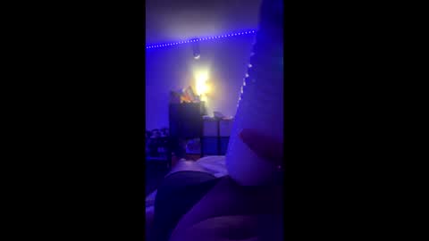 Snapshot of xob3n chatting on December 3, 2024, 2:58 am Alejandro FullMoon online show from December 3, 2024, 2:58 am