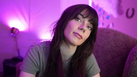 Bella Bondai online show from January 8, 2025, 11:21 am